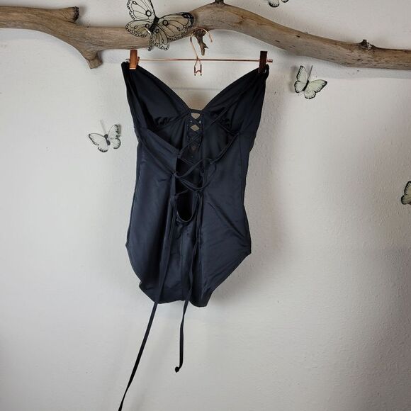 Adoreāmeāblackāoneāpieceāxl - Picture 3 of 7